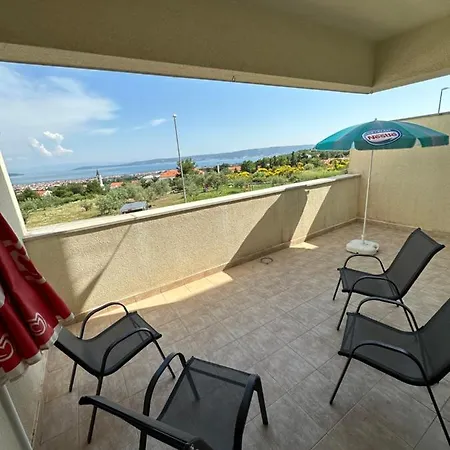 Apartman Aurora Kastel Novi Exterior photo